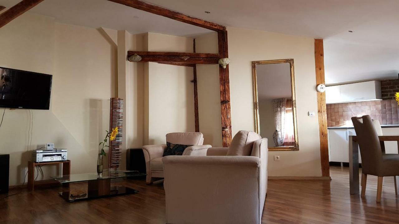 Apartmán Apartament Central Oradea Exteriér fotografie